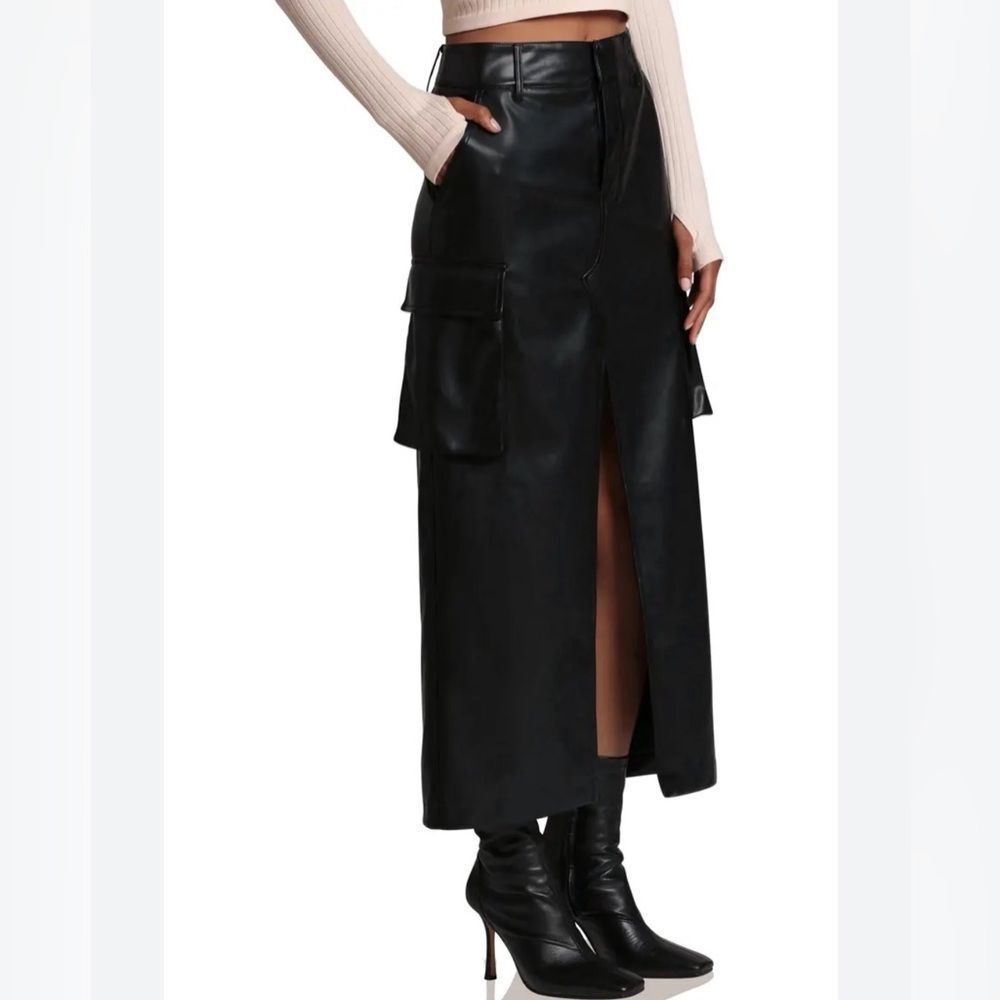 Avec les filles women’s small faux leather cargo maxi skirt